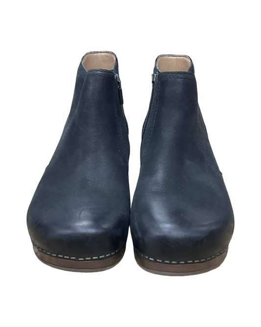 Shoes Heels Block By Dansko In Black, Size:6.5