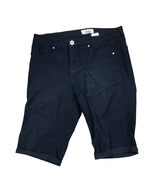 Shorts By Ymi In Black, Size:12