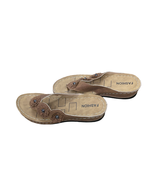 Sandals Flats By Clothes Mentor In Brown, Size:11.5