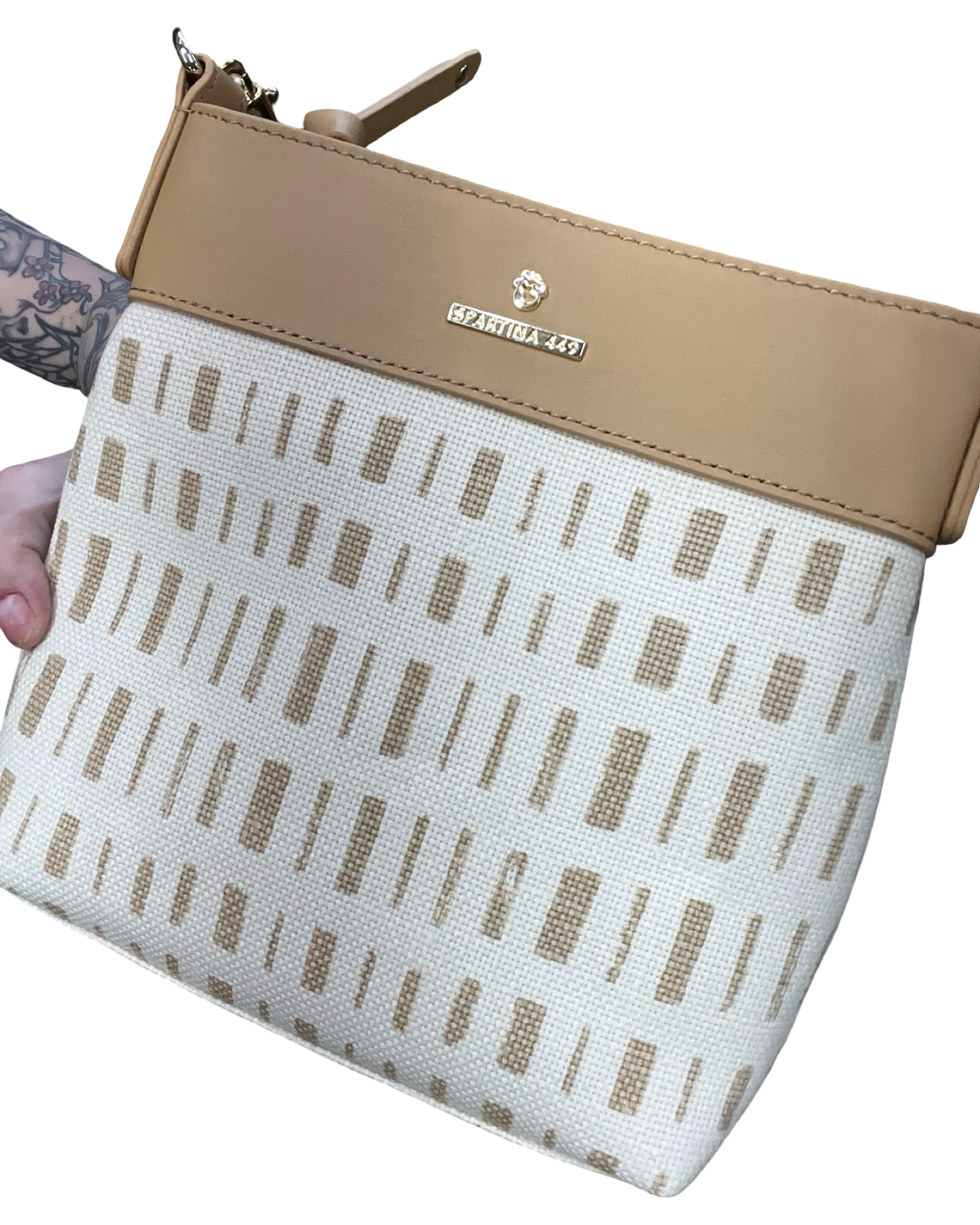 Crossbody By Spartina In Tan & White, Size:Medium