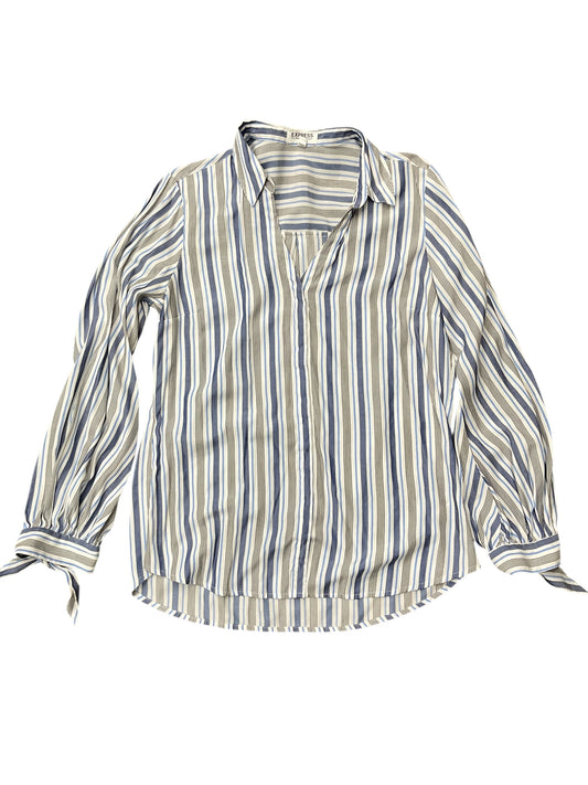 Top Ls By Express In Blue, Size:L